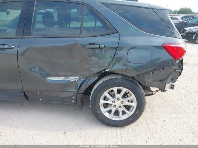 2018 CHEVROLET EQUINOX LS 6