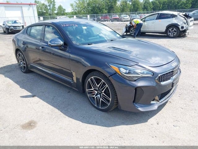 2022 KIA STINGER GT2