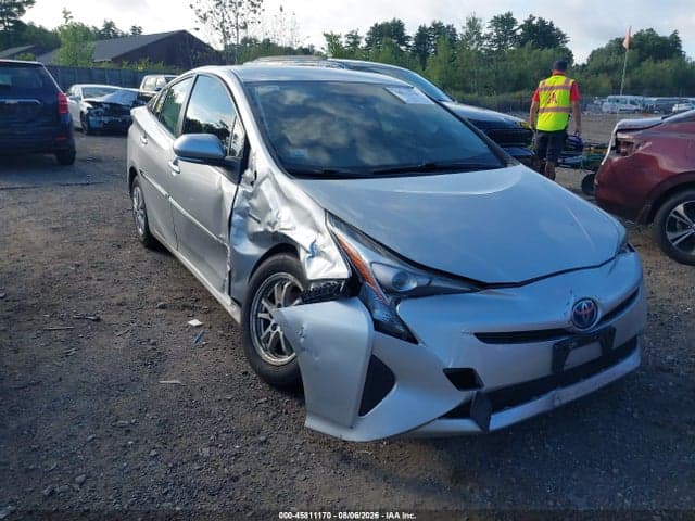 2017 TOYOTA PRIUS TWO 6