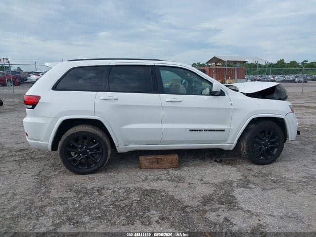 2018 JEEP GRAND CHEROKEE ALTITUDE 4X4 13