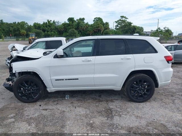 2018 JEEP GRAND CHEROKEE ALTITUDE 4X4 14