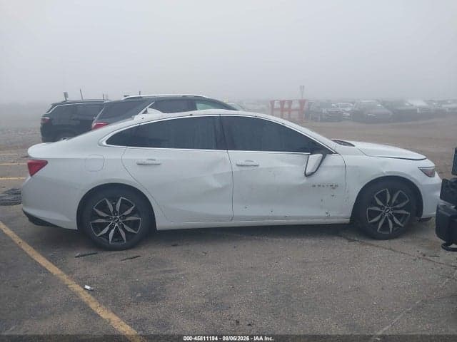 2017 CHEVROLET MALIBU 1LT 13
