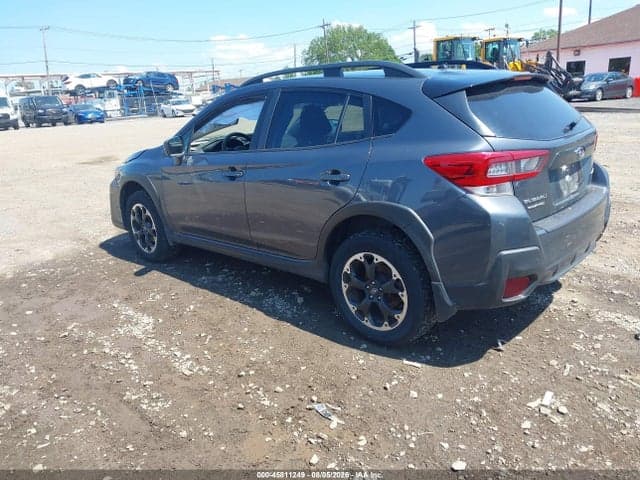 2023 SUBARU CROSSTREK 3