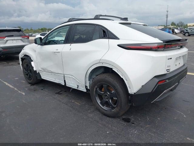 2026 TOYOTA C-HR SE 3