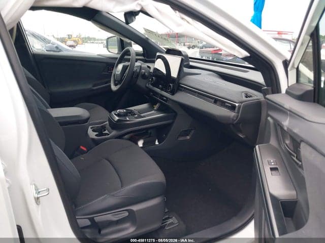 2026 TOYOTA C-HR SE 5