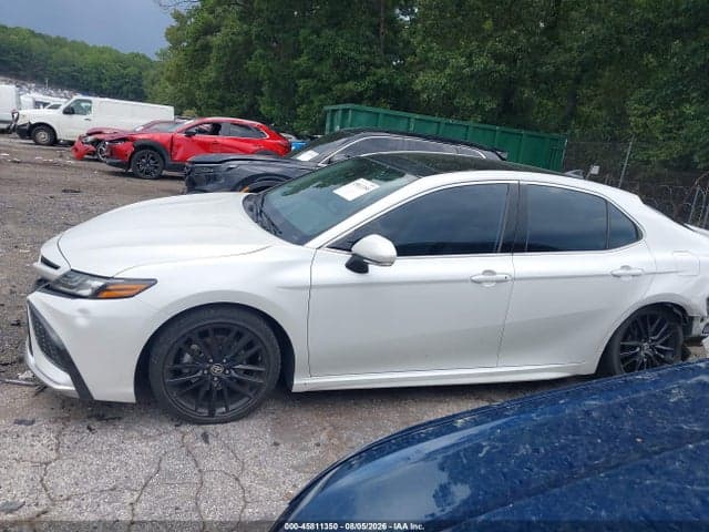 2021 TOYOTA CAMRY XSE 14