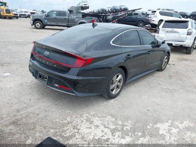 2021 HYUNDAI SONATA SE 4