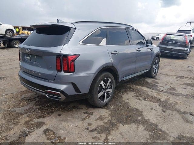 2021 KIA SORENTO S 4