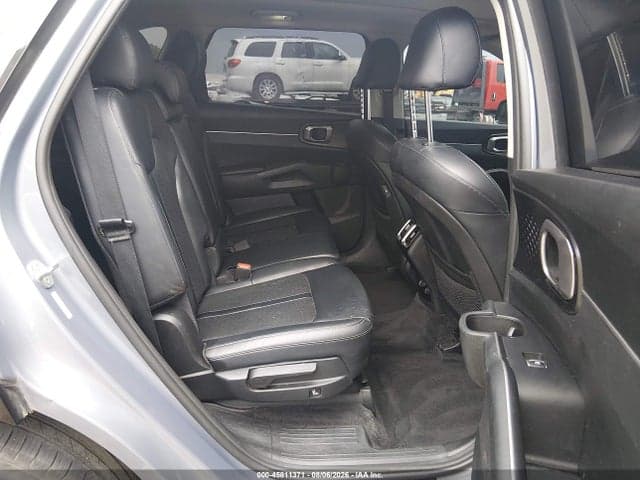 2021 KIA SORENTO S 8