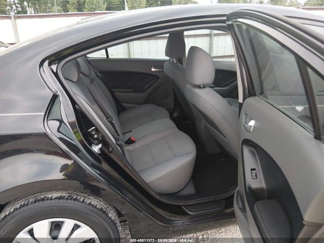 2017 KIA FORTE LX 8