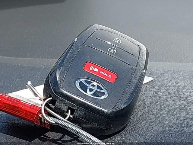 2025 TOYOTA COROLLA SE 11