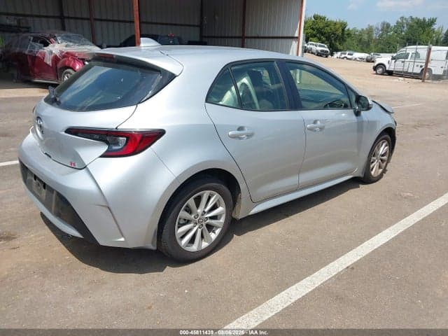 2025 TOYOTA COROLLA SE 4