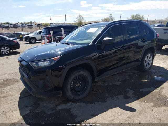 2021 TOYOTA RAV4 LE 2