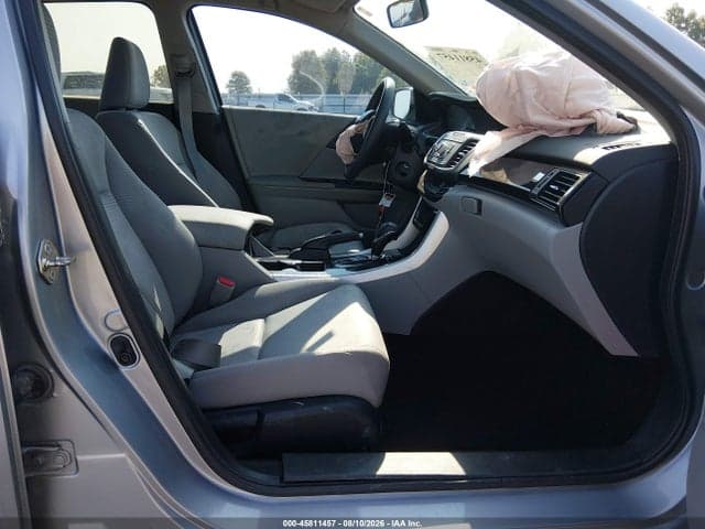 2017 HONDA ACCORD LX 5