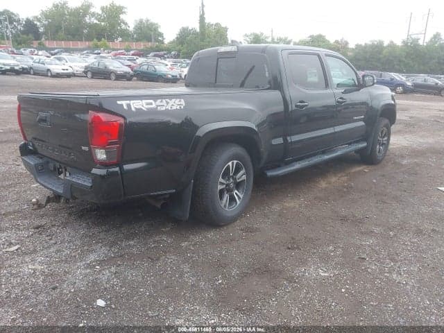 2018 TOYOTA TACOMA TRD SPORT 4