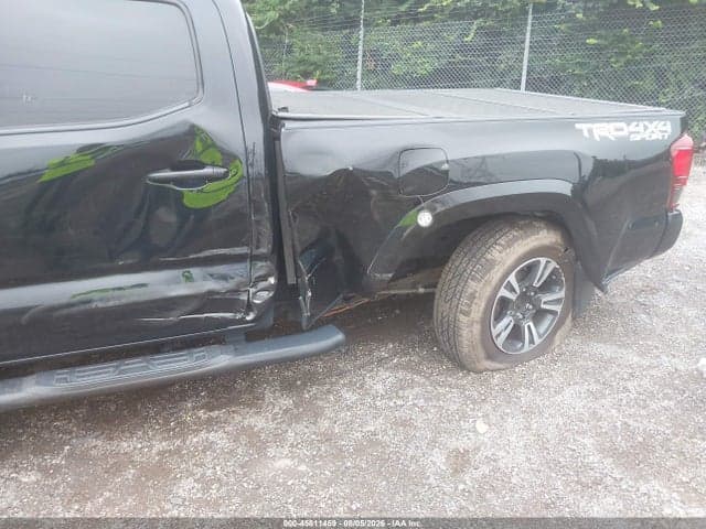 2018 TOYOTA TACOMA TRD SPORT 6