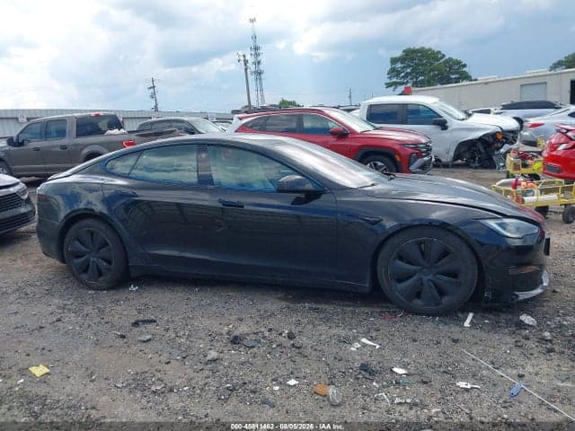 2022 TESLA MODEL S DUAL MOTOR ALL-WHEEL DRIVE 12