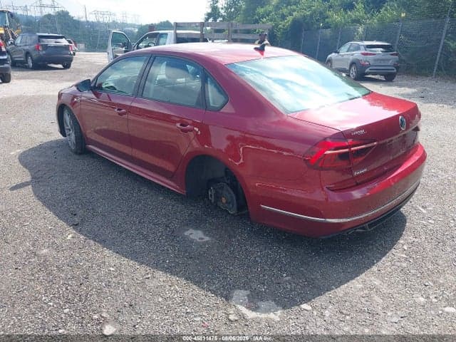 2018 VOLKSWAGEN PASSAT 2.0T R-LINE/2.0T S 3