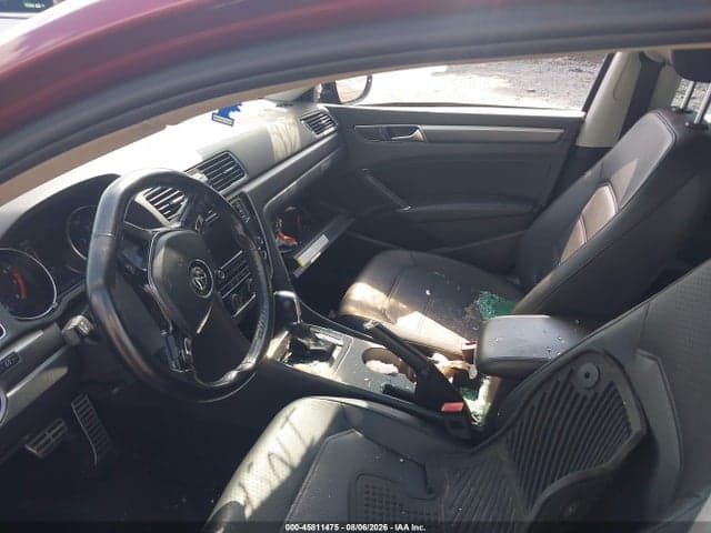 2018 VOLKSWAGEN PASSAT 2.0T R-LINE/2.0T S 5