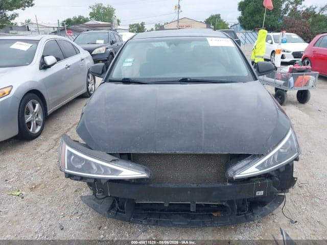 2020 HYUNDAI ELANTRA SEL 12