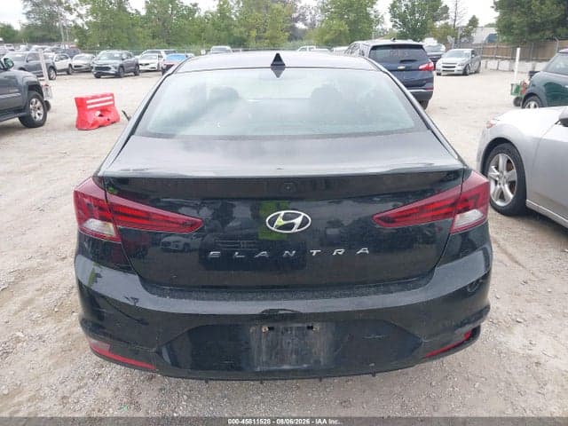 2020 HYUNDAI ELANTRA SEL 16