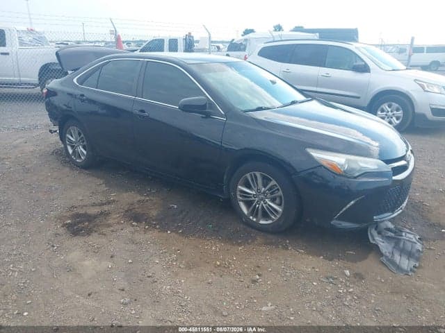 2017 TOYOTA CAMRY SE - 1