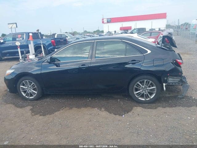 2017 TOYOTA CAMRY SE 15