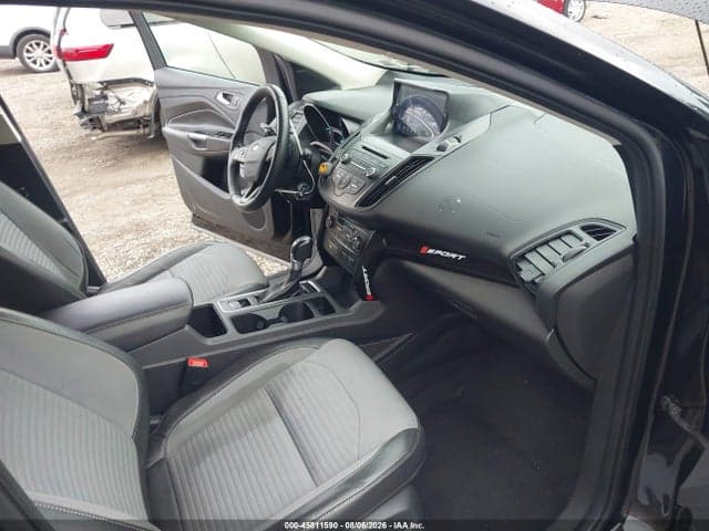 2017 FORD ESCAPE SE 5