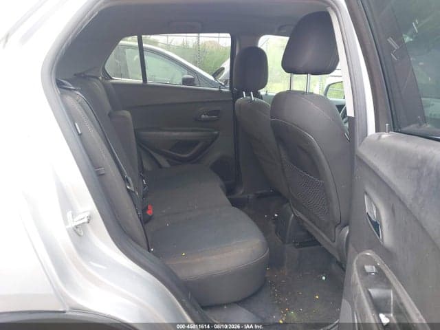 2020 CHEVROLET TRAX FWD LS 8