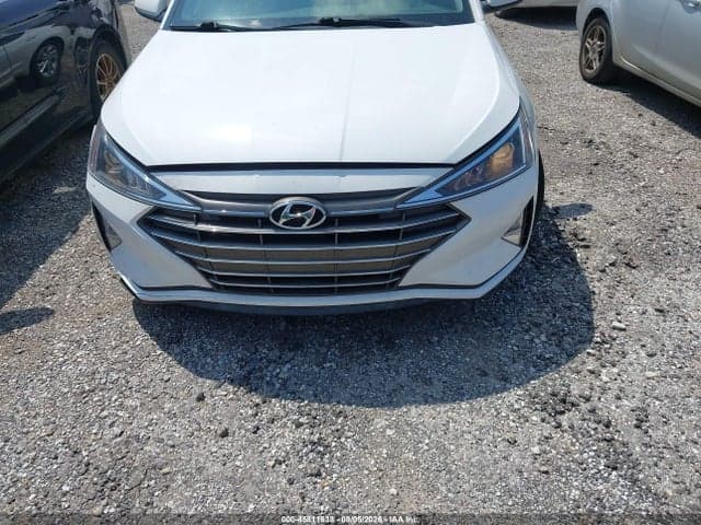 2019 HYUNDAI ELANTRA SE 6