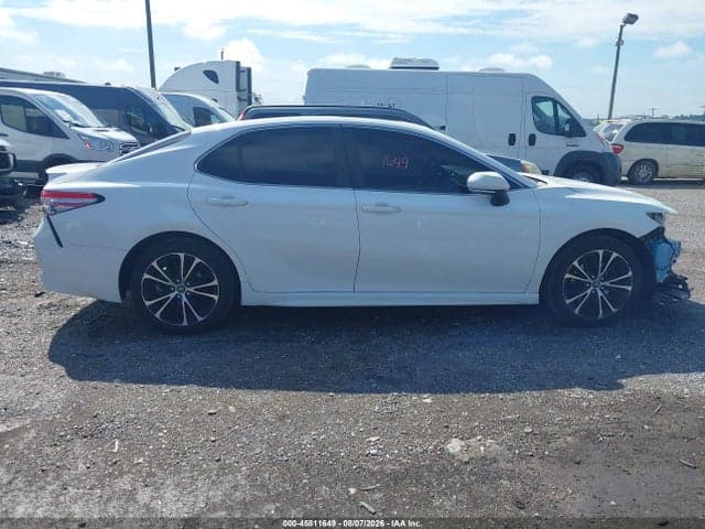 2018 TOYOTA CAMRY SE 13