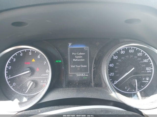 2018 TOYOTA CAMRY SE 7