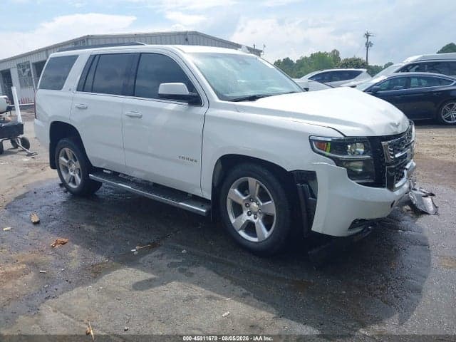 2017 CHEVROLET TAHOE LT 1