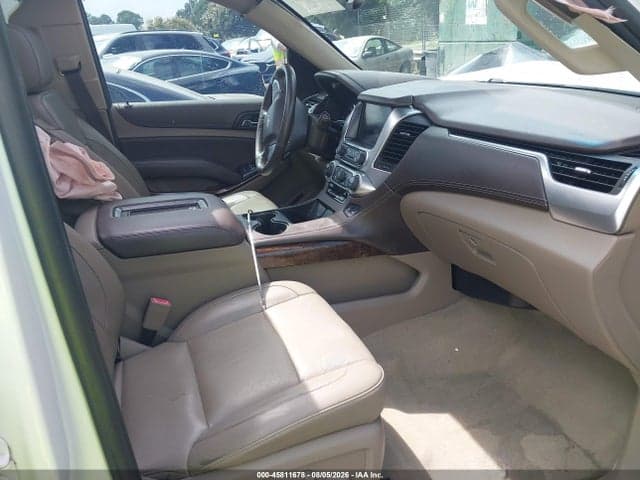 2017 CHEVROLET TAHOE LT 5