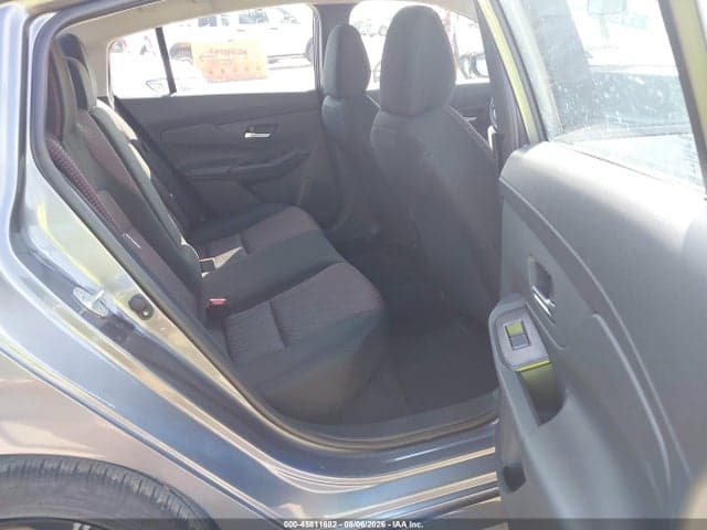 2026 NISSAN SENTRA SR 8