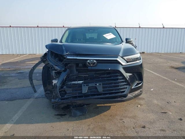 2025 TOYOTA GRAND HIGHLANDER HYBRID XLE 12
