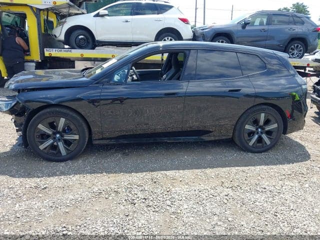 2024 BMW IX M60 14