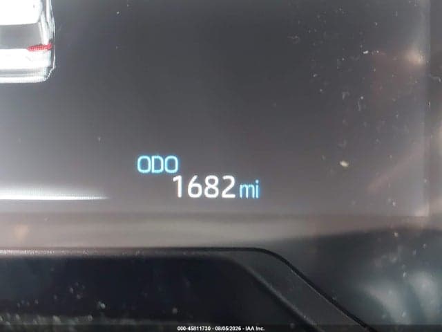 2025 TOYOTA RAV4 XLE 14