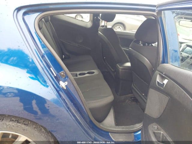 2017 HYUNDAI VELOSTER 8