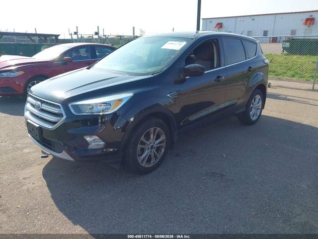 2017 FORD ESCAPE SE 2