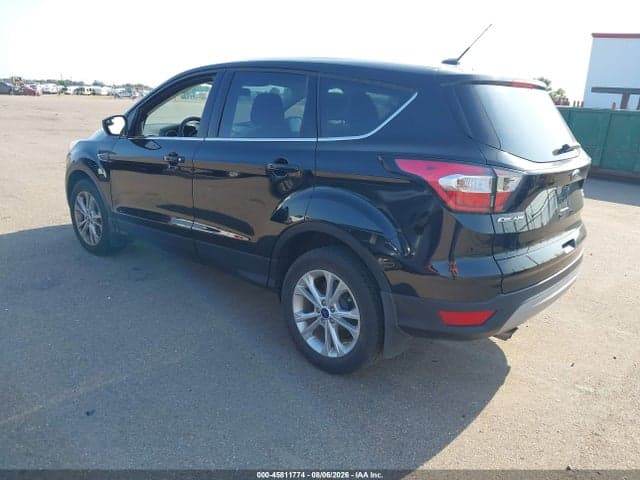 2017 FORD ESCAPE SE 3