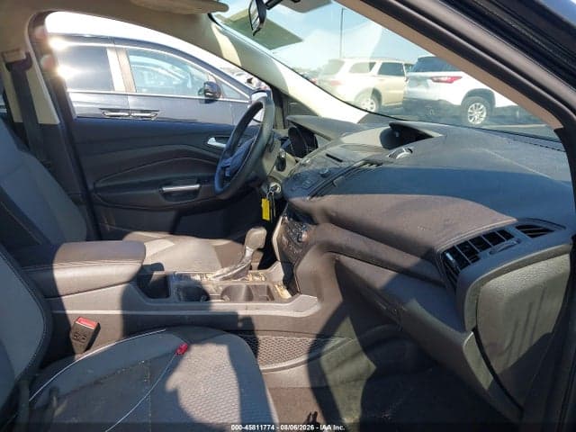 2017 FORD ESCAPE SE 5