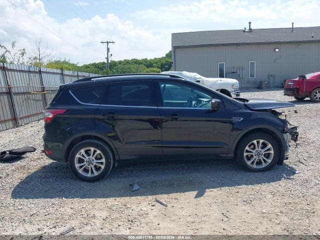 2018 FORD ESCAPE SE 14