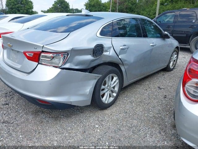 2017 CHEVROLET MALIBU 1LT 6