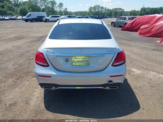 2017 MERCEDES-BENZ E 300 4MATIC 16