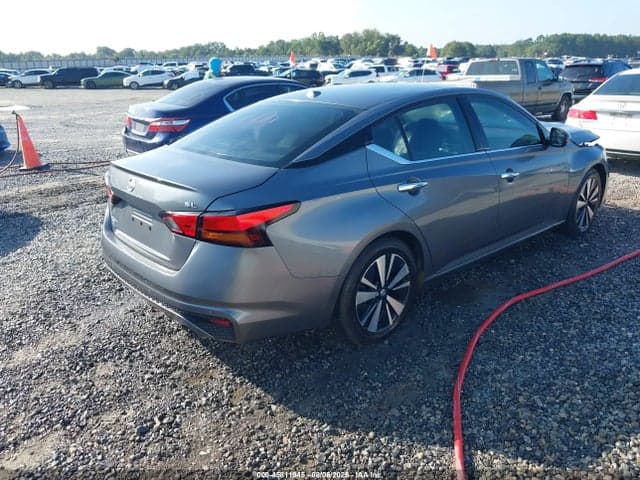 2020 NISSAN ALTIMA SL FWD 4