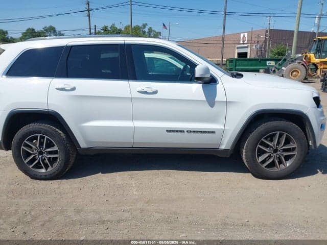 2019 JEEP GRAND CHEROKEE LAREDO E 4X4 13