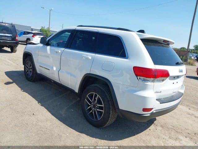 2019 JEEP GRAND CHEROKEE LAREDO E 4X4 3