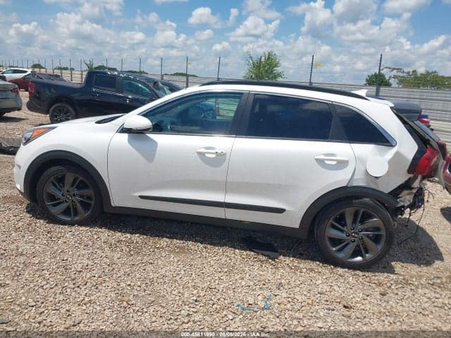 2017 KIA NIRO EX 14