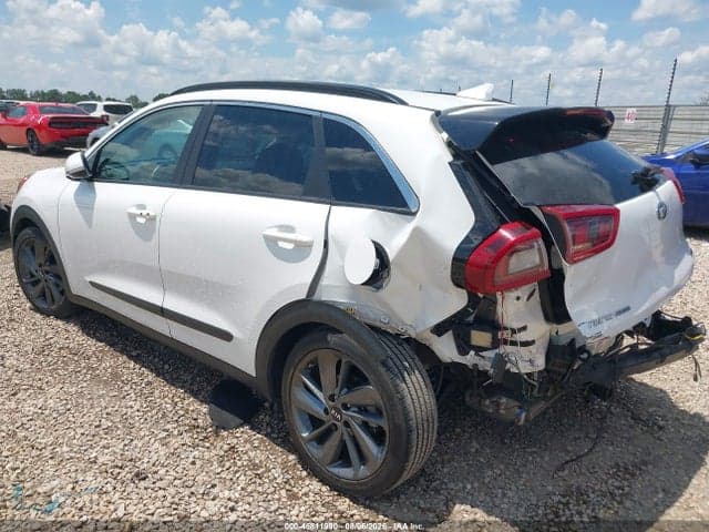 2017 KIA NIRO EX 3